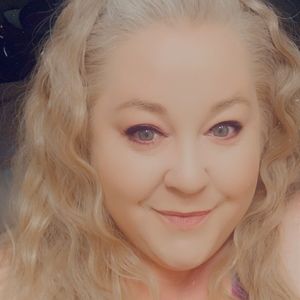 Meet your Posher, Kari